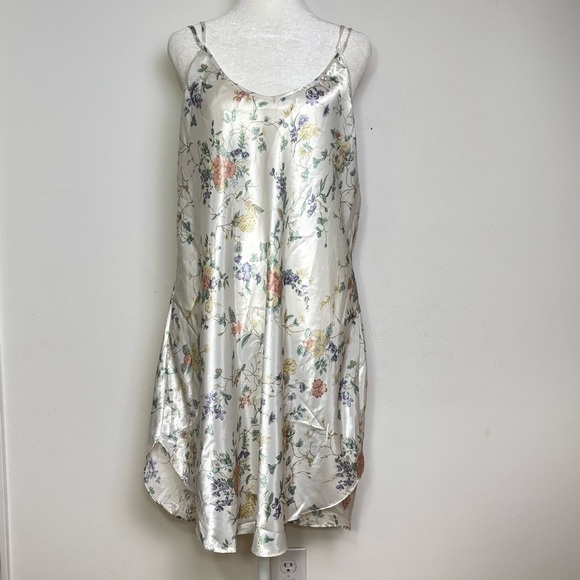 BARBIZON Vintage Sleeveless Strappy Floral Botanical Slip Nightgown Chemise - Picture 10 of 16